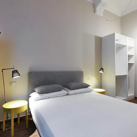 Contempora - Porta Romana - Traviata Apartamento *